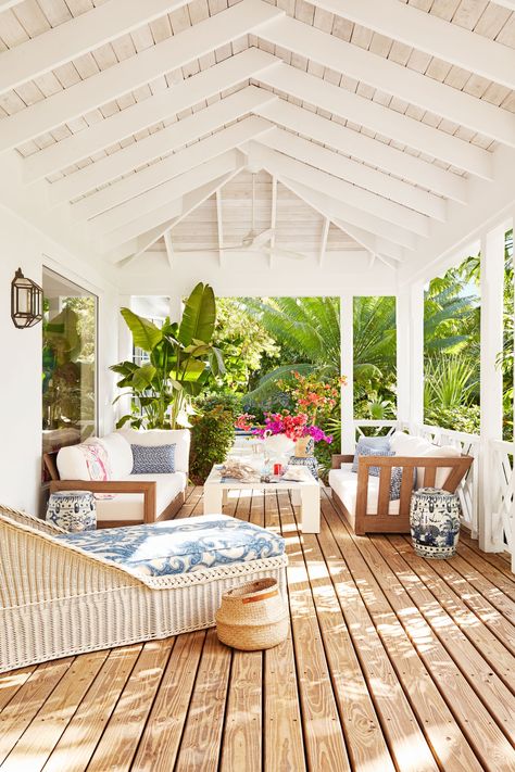 Flamingo Cocktail, Lulu Dk, Patio Cover, Casa Patio, Casa Exterior, Covered Porch, Beach Cottages, Architectural Digest, Open Space