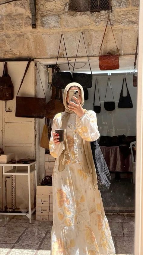 Hijabi Modest Summer Outfits, Hijab Fashion Inspiration Summer, Hijabi Summer Outfits Casual, Summer Hijabi, Hijab Fits, Modest Outfits Muslim, Outfits Muslim, Hijab Fashion Summer, Lemon Trees