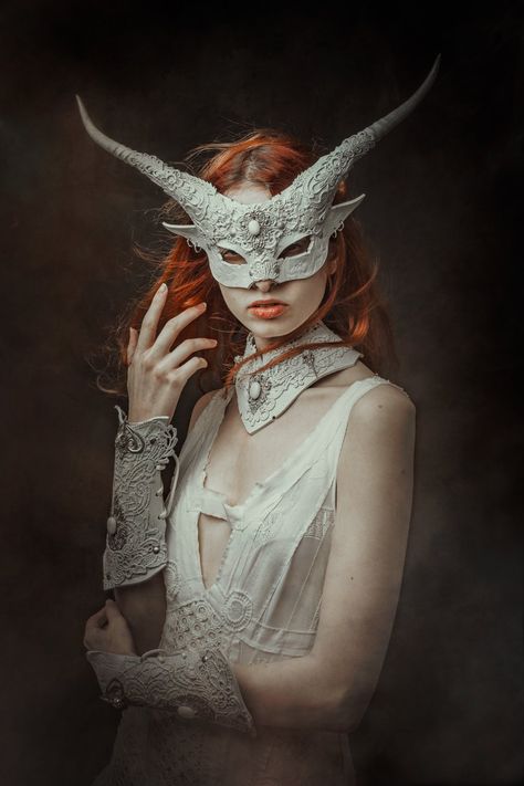 Fairytale Photography, Photography Series, Female Knight, Photo Editing Photoshop, Fantasy Photography, Masks Art, Photoshop Art, Jolie Photo, Fantasy Fashion