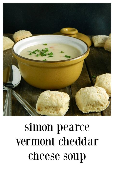 Simon Pearce Vermont Cheddar Soup is not just a soup, it\'s an experience. From Simon Pearce Restaurant this is cheesy, silky & perfect! #SimonPearceVermontCheddarSoup #VermontCheddarSoup #WhiteCheddarSoup Vermont Cheddar Soup, Simon Pearce, Cheddar Cheese Soup, Fried Shallots, Crispy Onions, Cheddar Soup, Signature Dishes, Cheese Soup, Crusty Bread