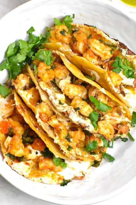 Tacos Gobernador Tacos Gobernador, Cheesy Shrimp, Vegetarian Tacos Recipes, Quick Guacamole, Wonton Tacos, Chili Lime Shrimp, Grilled Fish Tacos, Grilled Fish Recipes, Baked Chicken Tacos