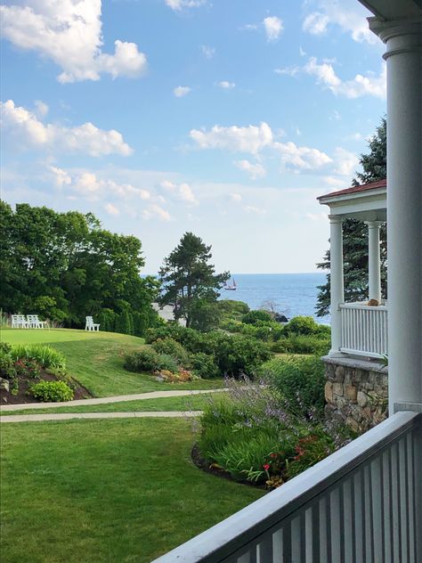 Maine Aesthetic House, Old Money New England, Costal Granddaughter Aesthic, Rules Aesthetic, The Summer Of Broken Rules, Coastal Grandmother Aesthetic, Coastal Granddaughter Aesthetic, Costal Granddaughter, Grandmother Aesthetic