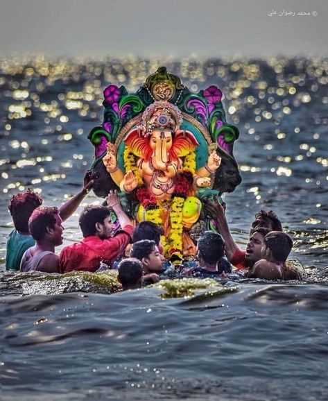 Ganesha Visarjan, गणपती बाप्पा, Ganesh Festival, Ab De Villiers Photo, Ganpati Bappa Photo, Sai Baba Hd Wallpaper, Ganesh Art Paintings, Photoshop Backgrounds Backdrops, Ms Dhoni Photos