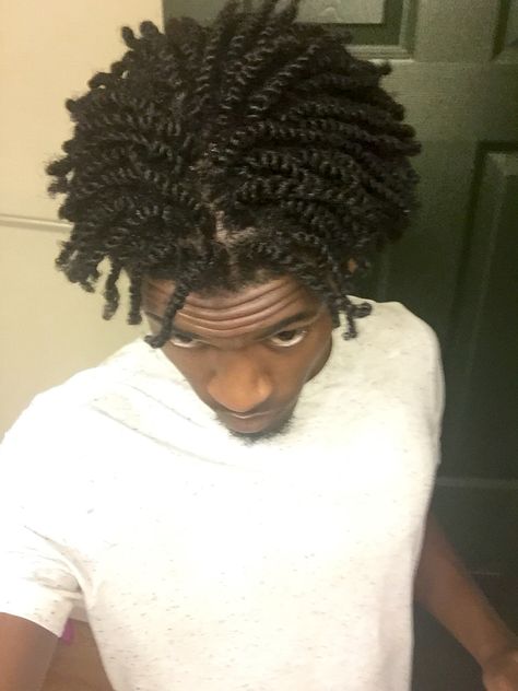 Minitwists protective style for men Protective Hairstyles Men, Mens Twists Hairstyles, Hair Twists Black, Hairstyles Bangs, Natural Hair Men, Black Hair Cuts, Protective Hairstyles For Natural Hair, Black Men Hairstyles, Hair Twist Styles