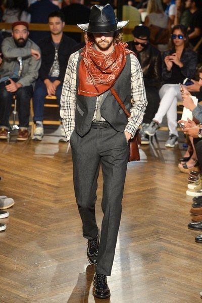 N.Hoolywood Spring 2014 Menswear Collection Photos - Vogue Hipster Cowboy, Cowboy Outfit For Men, Western Outfits Men, Modern Cowboy, Cowboy Costume, Urban Cowboy, The Lone Ranger, Cowboy Outfits, Cowboy Style