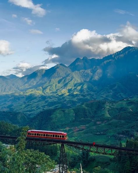 VIETNAM on Instagram: "Top things to do in Sa Pa ⛰️ 🌾 .  1. 📍 Muong Hoa Mountain Climbing Train 2. 📍 Alpine Coaster Sapa , Mong Village 3. 📍 Ta Van Village  4. 📍 The Rock Garden Viewpoint  5. 📍 Tac Tinh Waterfall 6. 📍 Nam Cang Village Lookout  7. 📍 Take Cable Car to Fansipan Mountain  8. 📍 Lao Chai Trekking  9. 📍 Cat Cat Village  10. 📍 Sunset at Nui Muoi Peak" Fansipan Mountain, Cat Cat Village, Manifestation 369, Sa Pa Vietnam, Vietnam Sapa, Alpine Coaster, 2024 Manifestation, Sapa Vietnam, Sa Pa