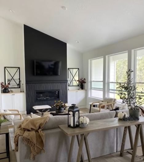 Black Chimney Living Room Decor, Decor Next To Fireplace With Tv, No Tv In Living Room, Black Fireplace Living Room Decor, Living Room Dining Room Combo Layout, Downstairs Living Room, Fireplace Walls, Fireplace Living Room, Living Room Dining Room Combo