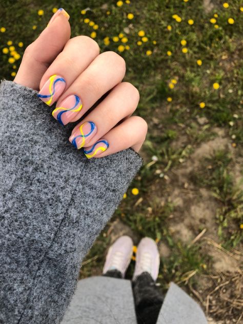 Rams Nails, Michigan Nails, Brazilian Nails, Blue And Yellow Nails, Hoco Nails, Blue Gel Nails, New Years Nail Designs, Work Nails, Short Acrylic Nails Designs