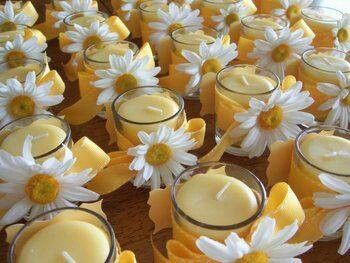 Diy Candle Favors, Bridal Shower Favors Diy, Sunflower Bridal Shower, Tafel Decor, Bridal Sunflowers, Daisy Wedding, Bridal Shower Diy, Diy Shower, Diy Bridal