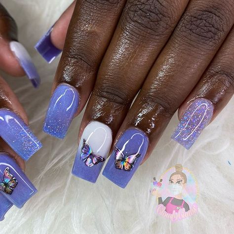 Arclyc Nail Ideas, Short Medium Nails, Lavender Acrylic Nails, Nail Ideas Purple, Cute Blue Aesthetic, Butterfly Acrylic Nails, Acrylic Nails Coffin Ombre, Acrylic Nails Glossy, Purple Glitter Nails