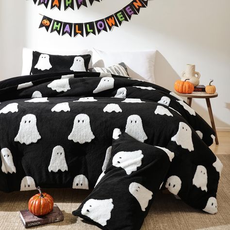 PRICES MAY VARY. 【Luxurious Microfiber Material】: Experience the ultimate comfort of our Halloween comforter. Crafted with high-quality polyester, the front features a soft velveteen jacquard with a cute ghost pattern, while the back is made of warm velvet, ensuring a cozy and comfortable feel. 【What You Can Get】: Get ready for the spooky season with our queen size comforter sets. It includes one black queen size comforter measuring 90x90 inches and two matching pillowcases measuring 20x26 inche Halloween Bed Comforter, Cozy Fall Bed, Halloween Comforter, Cozy Halloween Bedroom, Bedroom Halloween Decor, 200 Aesthetic, Bedding Comforter Sets, Fall Decor Bedroom, Halloween Bedding