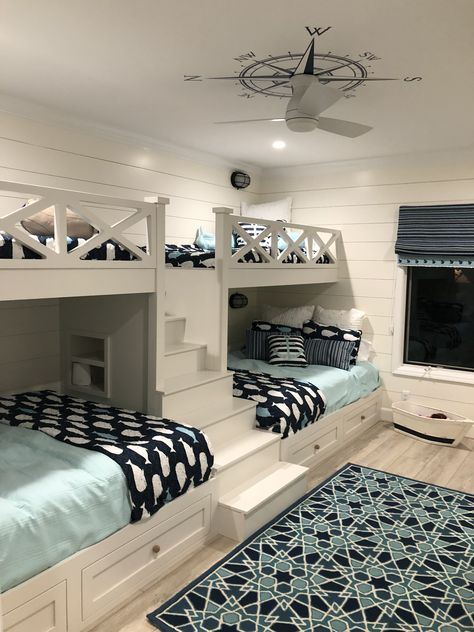 Room With Bunk Beds, Bunk Room Ideas, Bunk Bed Rooms, Bunk Beds Built In, Built In Bunks, Bunk Rooms, Bunk Bed Designs, Kids Interior Room, Small Room Design