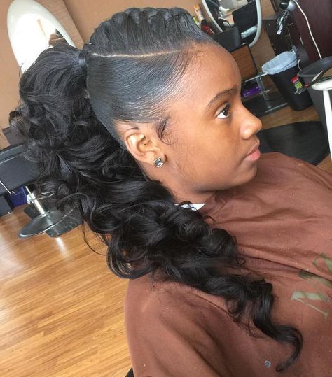 Black+Curly+Ponytail+With+Mohawk+Braid Long Ponytail Hairstyles, Curly Hair Ponytail, Weave Ponytail Hairstyles, Sleek Ponytail Hairstyles, Weave Ponytail, Wavy Ponytail, Mohawk Braid, Black Ponytail Hairstyles, Curly Ponytail