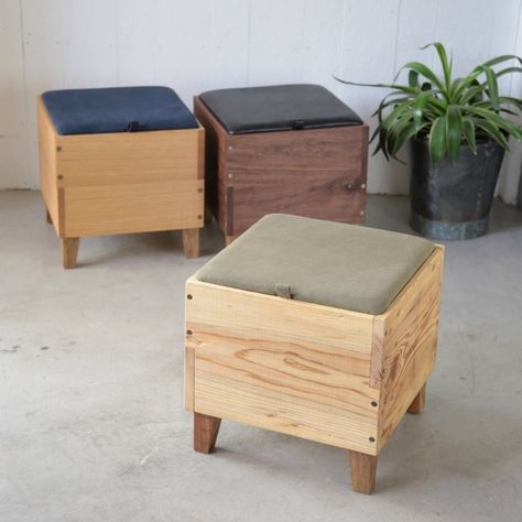 Stool Storage, Diy Wood Shelves, Diy Furniture Decor, Wooden Words, Industrial Design Furniture, Chair Storage, Bedroom Headboard, Upholstered Ottoman, Interior Deco