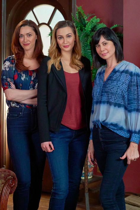 Good Witch Spoilers: First Look Season 7, Episode 10 Series Finale The Good Witch Series, Witch Tv Series, Witch Series, Catherine Bell, Good Witch, Family Legacy, The Good Witch, Anime Family, Buffy The Vampire