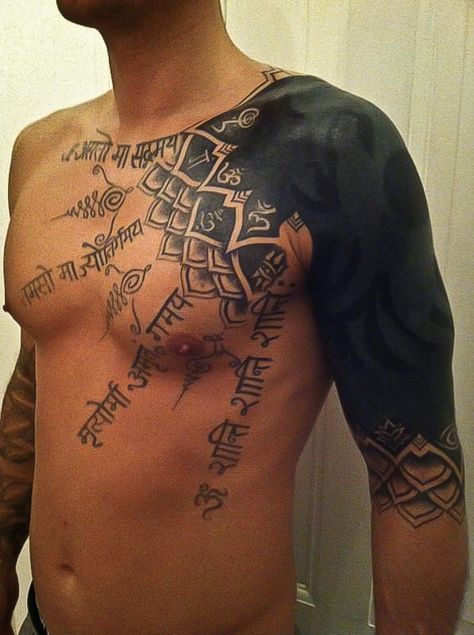 45 Awesome Cool Tattoos | Cuded Tattoos Masculinas, Tatoo 3d, Happiness Tattoo, Cool Shoulder Tattoos, Quarter Sleeve Tattoos, Mantra Tattoo, Blackout Tattoo, Mens Shoulder Tattoo, Cool Arm Tattoos