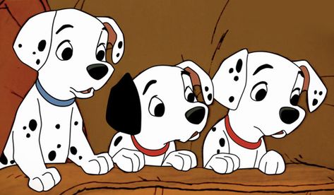 101 Dalmatians, one of my all time favorite Disney movies :) Disney Amor, Disney Mignon, 101 Dalmatians Cartoon, Animation Disney, Disney 101 Dalmatians, Images Disney, 강아지 그림, Disney Dogs, Film Disney