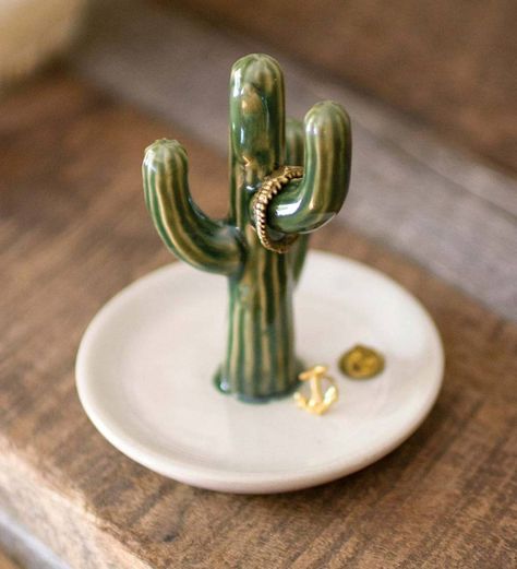 Cactus Jewelry Holder, Cactus Ring, Cactus Jewelry, Seni 2d, Tanah Liat, Cerámica Ideas, Diy Ceramic, Clay Crafts Air Dry, Keramik Design