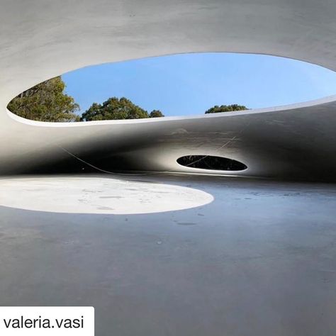 Alice From Boston on Instagram: “Hope to see this Teshima Art Museum in Japan by Ryue Nishizawa. . #teshima #teshimaartmuseum #ryuenishizawa #architecture…” Teshima Art Museum, Ryue Nishizawa, Minimal Architecture, Cultural Architecture, Minimalist Architecture, Minimal Art, Interior Design Projects, White Wood, Interior Architecture Design