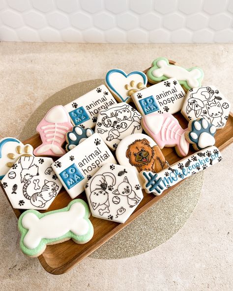 If you find the right vet, they’ll be there with you for the first round of shots to the last goodbye and everything in between. . . . . . #customcookies #bayareacookies #bayareabaker #bayarea #eastbayarea #eastbayliving #eastbaybaker #pittsburgca #decoratedcookies #dogcookies #catcookies #petcookies #vetcookies #morecookieco Last Goodbye, The Last Goodbye, East Bay Area, Tech Week, Vet Clinic, Cat Cookies, Vet Med, Vet Clinics, Dog Cookies