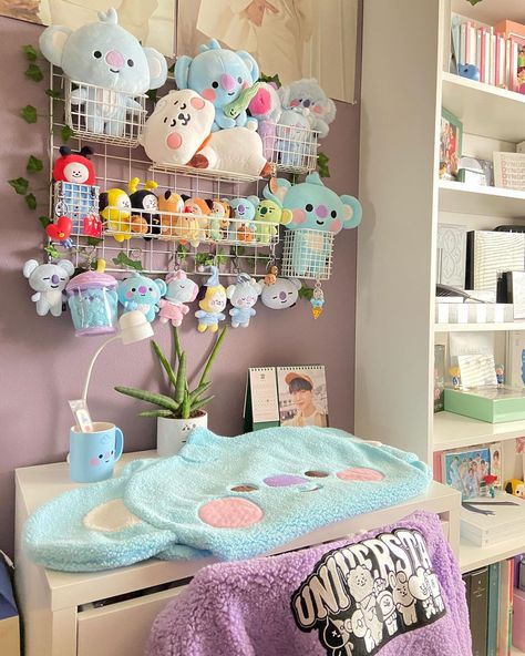 cr joonxchild #bt21 #stuff #merch Bt21 Room Decor, Bt21 Room, Army Decor, Bts Room, Army Room Decor, Kpop Room, Army Room, Student Room, Aesthetic Room Ideas