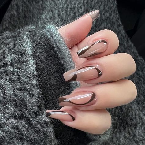 Medium Brown Swirl False Fake Nails #medium #coffinshape #nails #acrylicnails #nailideas #acrylicnailideas #brown #swirl #simple #amazonfinds Full Cover Nail Tips, Trending Nails, Punk Nails, Nagel Tips, Manicure Tips, Flower Nail Designs, Fake Nails With Glue, Jelly Nails, Ballerina Nails