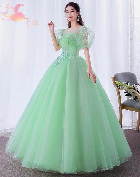 Princess Frock, Frock Design For Stitching, Ball Gowns Fantasy, Beautiful Ball Gowns, Muslim Evening Dresses, Long Gown Design, Wedding Lehenga Designs, Big Dresses, Kids Frocks Design