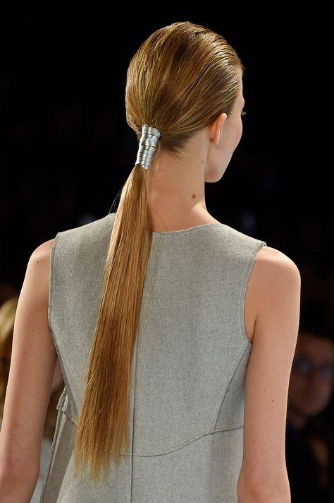 Long Ponytail Hairstyles, Hair Trends 2015, Fall Fashion Week, 2015 Hairstyles, Midlength Haircuts, Easy Summer Hairstyles, Low Ponytail, Medium Length Hair Cuts, Carolina Herrera