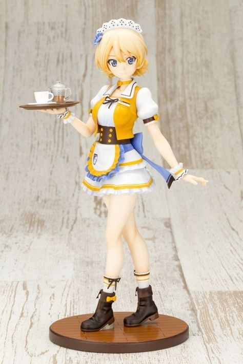 Waitress_Maid Darjeeling Waitress Pose, Waitress Anime, Girls Und Panzer, Darjeeling, Pose Reference Photo, Trading Cards Game, Great Pictures, Anime Movies, Anime Figures