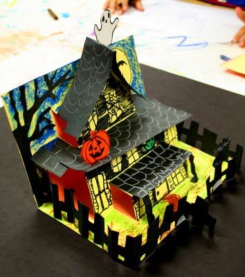 smART Class: Spooky Houses...can be any kind of house...Gingerbread House, Victorian house.... Skippyjon Jones, Halloween Art Lessons, Spooky Houses, Halloween Art Projects, Smart Class, Casa Halloween, Fall Art Projects, 4th Grade Art, Halloween Arts And Crafts