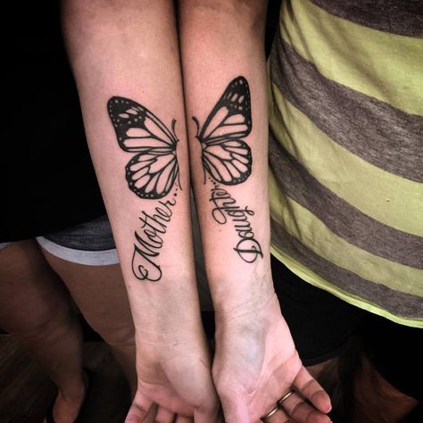 51 Adorable Mother-Daughter Tattoos to Let Your Mother How Much You Love Mother And Stepdaughter Tattoos, Mother Snd Daughter Matching Tattoos, Mom An Daughter Tattoo, Momma Daughter Tattoos, Cute Mother And Daughter Tattoos, Mother In Law And Daughter In Law Tattoo, Mother Daughter Tattoos Black Women, Mommy And Me Tattoos, Mom And Daughter Matching Tattoos