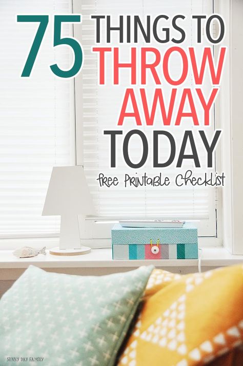 Start to organize and declutter with these 75 things you can throw away today - I guarantee you won't miss them tomorrow! Includes a free printable checklist too. Declutter | Home Organizing | Tidying | Free Printables Minimalist Living Tips, Declutter Checklist, Casa Clean, Clutter Control, Declutter Home, Declutter Your Life, Clutter Free Home, Printable Checklist, Organize Declutter