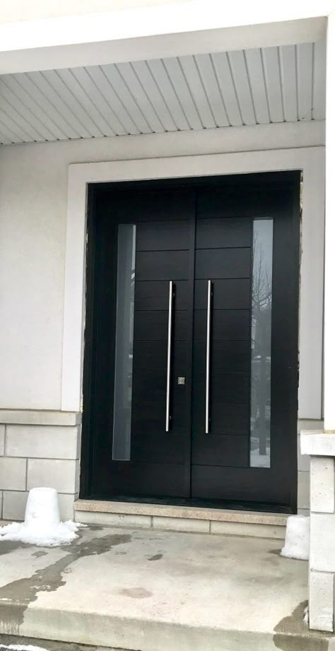 Double Entrance Door, Double Door Entrance, Double Doors Exterior, Modern Entrance Door, Modern Exterior Doors, House Main Door, Contemporary Front Doors, House Main Door Design, Main Entrance Door Design