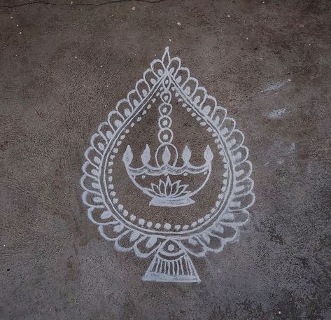 Lamp Kolam, Deepavali Rangoli, Welcome Rangoli, White Rangoli, Margali Kolam, Vilakku Kolam, Border Kolam, Deepam Rangoli, Deepam Kolam