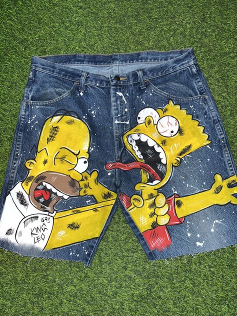 Custom Shorts Jeans, Custom Jeans Diy, Denim Diy Clothes, Mens White Shorts, Custom Sneakers Diy, Painted Shorts, Clothing Tape, Painted Clothes Diy, Fashion Design Template