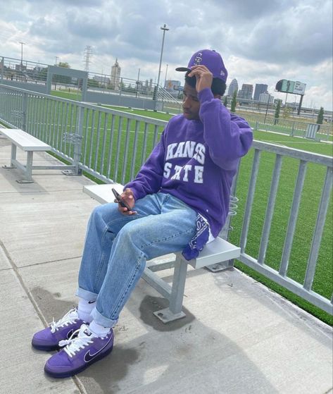 Cool Grey 3s Outfit, Purple Sneakers Outfit, Bf Fits, Recreating Outfits, Men Streetwear Outfits, Y2k Outfits Men, Drippy Fits, Sb Dunks, Men Street Fashion