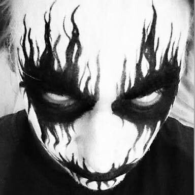 Corpse Paint Men, Black Metal Makeup, Trad Goth Makeup, Corpse Paint, Goth Fits, Gothic Culture, Neotraditional Tattoo, Punk Makeup, Alt Makeup