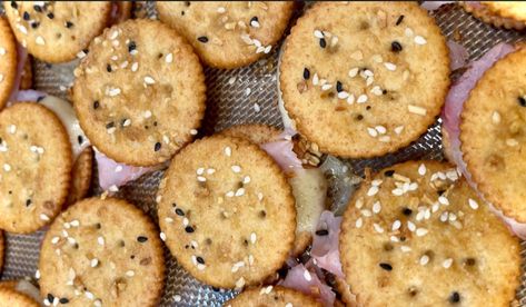 A Party Favorite: Ham and Cheese Ritz Cracker Sandwich Recipe - Meals With Maria Ritz Cracker Sandwich, Ritz Cracker Sandwiches, Appetizers For Summer, Pumpkin Crunch Cake, Christmas Cookie Recipes Holiday, Homemade Ham, Party Snacks Easy, Pumpkin Crunch, Ritz Cracker