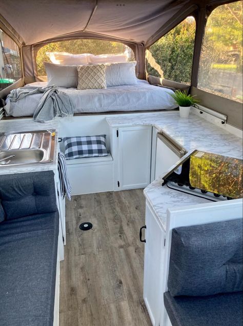 Pop Up Camper Remodel Black, Retro Pop Up Camper Remodel, Pop Up Renovation, Small Pop Up Camper Remodel, Small Pop Up Campers, Camping Inspo, Pop Up Camper Remodel, Pop Up Campers, Trailer Makeover