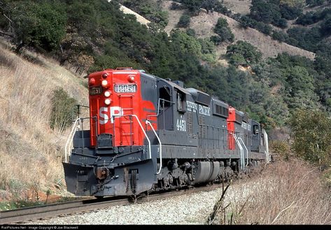 Railroad Images, Fremont California, Railroad Art, Commuter Train, Scenic Railroads, Southern Pacific, Union Pacific Railroad, Rail Transport, Model Train Sets