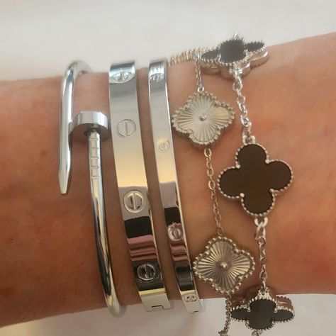 Silver Jewelry On Dark Skin, Silver Jewelry Combo, Jewelry Layering Silver, Bracelet Stack Ideas Silver, Jewelry Stacking Bracelet, Silver Stacking Bracelets, Layered Bracelets Silver, Silver And Gold Bracelet Stack, Cool Silver Jewelry