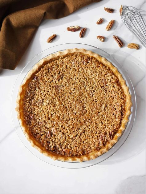 Amish Mock Pecan Pie (oatmeal pecan pie) Mock Pecan Pie Recipe, Oatmeal Pecan Pie, Mock Pecan Pie, Amish Oatmeal Pie, Pecan Pie Oatmeal, Amish Oatmeal, Oatmeal Pie, Pecan Pie Crust, Best Macaroni Salad