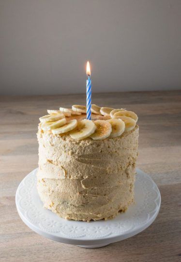 Smash Cake Recipe, Healthy Smash Cake, Healthy Birthday Cakes, Smash Cake Recipes, Healthy Birthday, Healthy Chocolate Cake, Butter Cream Cheese Frosting, Dairy Free Cake, Baby Birthday Cakes