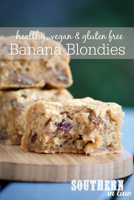 Healthy Banana Blondies Recipe healthy, low fat, gluten free, vegan, refined sugar free, egg free, dairy free Banana Blondies Recipe, Banana Blondies, Banana Dessert Recipes, Dessert Sans Gluten, Mug Cakes, Blondies Recipe, Desserts Vegan, Banana Dessert, Gluten Free Banana