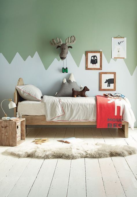 Here is a fun way to bring together two colours on one wall. The uneven zig-zag pattern looks playful and creates a really fun wall for a #kidsroom #kidsroomdecor #petitandsmall Children's Bedroom Ideas, Kids Bed, Toddler Bedrooms, Boy Bedroom, Big Boy Room, Kids' Bed, Boys Bedrooms, Kids Room Design, Decor Minimalist