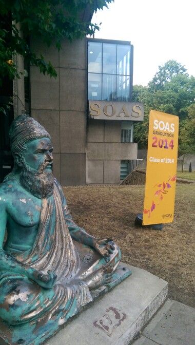 SOAS, University of London #2014graduation Grad School, School Gifts, University, Lion Sculpture, London, Statue