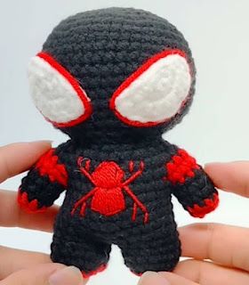 PATRONES AMIGURUMI GRATIS: PATRON GRATIS SPIDERMAN AMIGURUMI 67795 Spiderman Crochet Pattern Free, Amigurumi Spiderman, Spiderman, Projects To Try, Amigurumi, Internet, Crochet