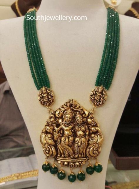 Emerald Beads Mala With Radha krishna Pendant Handmade Jewellery Ideas, Temple Jewelry Necklace, Gold Temple Jewellery, Antique Necklaces Design, Gold Jewelry Simple Necklace, Gold Necklace Indian Bridal Jewelry, Beaded Necklace Designs, Necklace Indian, Antique Jewelry Indian