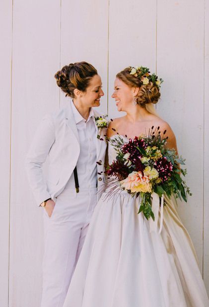 Queer Weddings, Lgbt Wedding, Two Brides, Rainbow Wedding, Lgbtq Wedding, Lesbian Wedding, Stil Inspiration, Gay Wedding, Wedding Goals