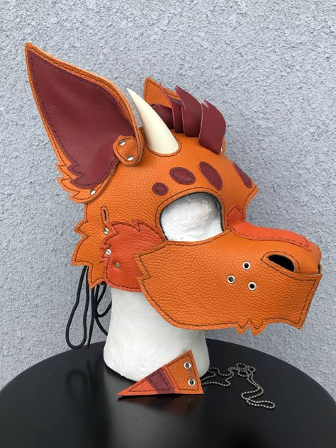 Base Template Drawing, Fursuit Head Pattern, Fursuit Head Tutorial, Pup Play Aesthetic, Head Base Drawing, Fursuit Head Base, Base Template, Head Picture, Head Tutorial